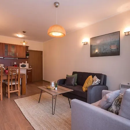 아파트 Charming Near Gondola & Bar Street, Cedar 1 Complex