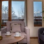 Charming Near Gondola & Bar Street, Cedar 1 Complex * בנסקו