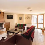 Charming Near Gondola & Bar Street, Cedar 1 Complex * בנסקו