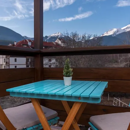 Apartment Charming Near Gondola & Bar Street, Cedar 1 Complex *