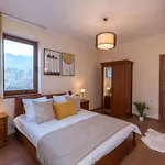 Charming Near Gondola & Bar Street, Cedar 1 Complex Bansko