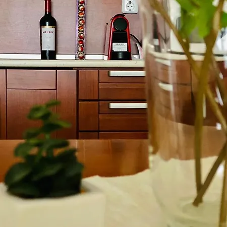 شقة Charming Near Gondola & Bar Street, Cedar 1 Complex