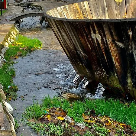 Charming Near Gondola & Bar Street, Cedar 1 Complex Бансько