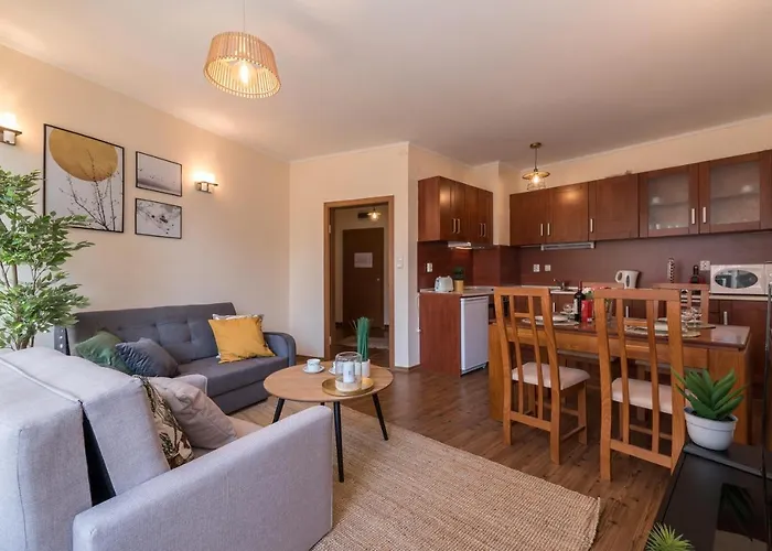 Charming Near Gondola & Bar Street, Cedar 1 Complex * Bansko